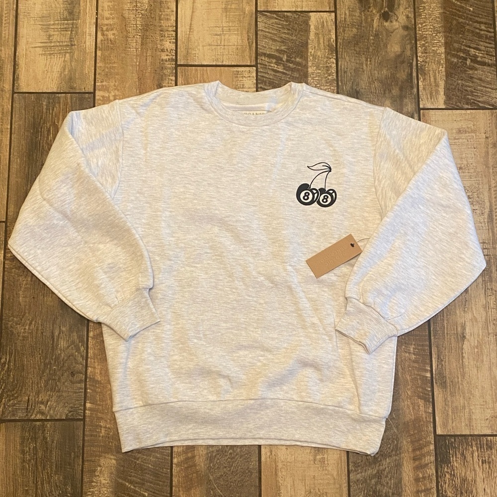 Organic generation feeling lucky sweatshirt junior size large 🆕